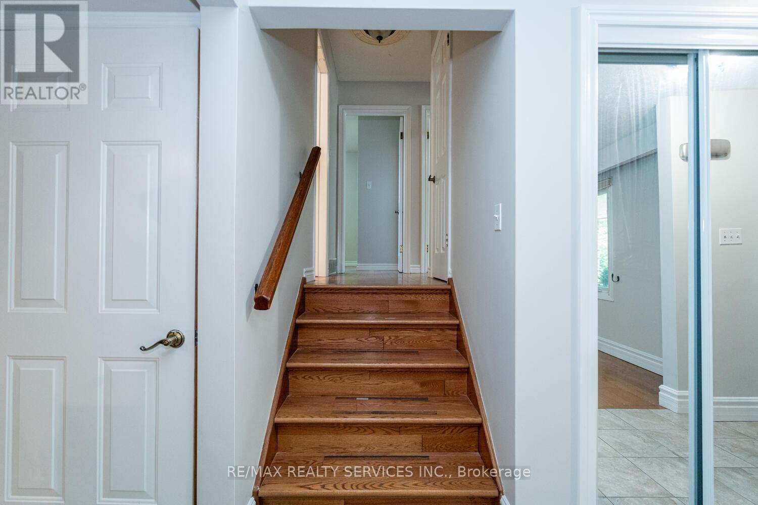 285 Thorncrest Drive, Waterloo, Ontario  N2L 4L2 - Photo 21 - X13467464