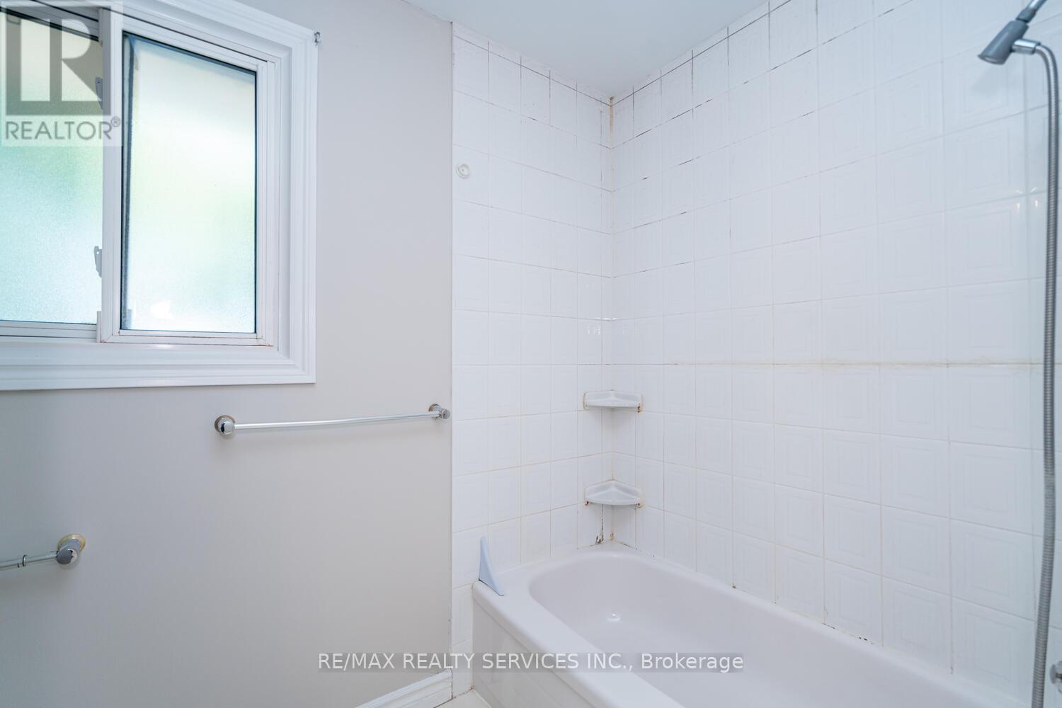 285 Thorncrest Drive, Waterloo, Ontario  N2L 4L2 - Photo 26 - X13467464