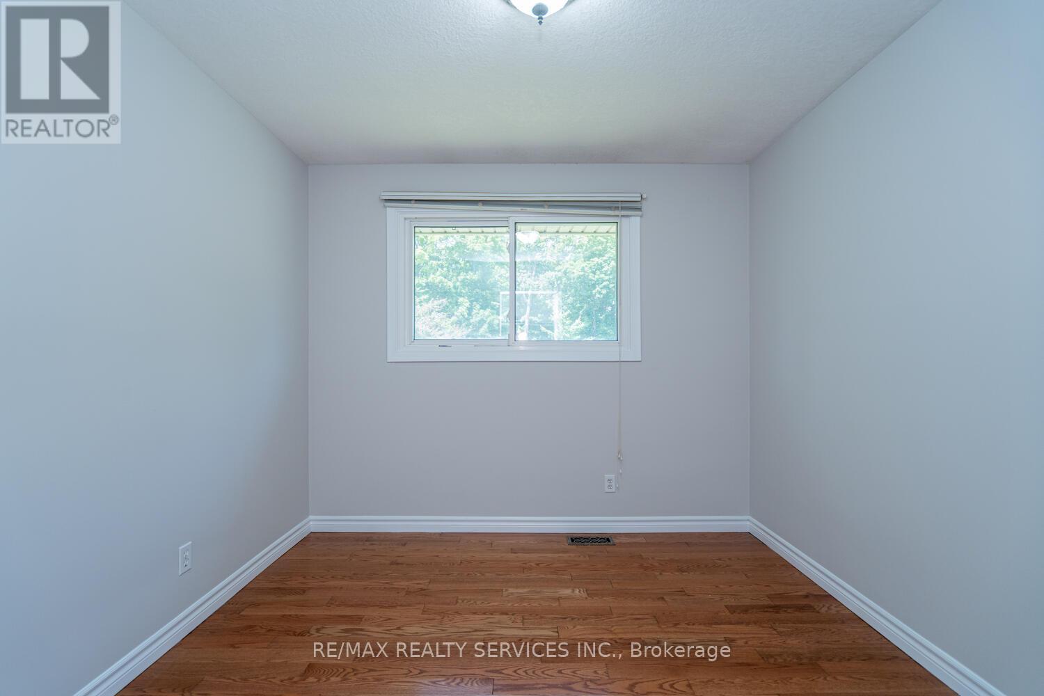 285 Thorncrest Drive, Waterloo, Ontario  N2L 4L2 - Photo 30 - X13467464