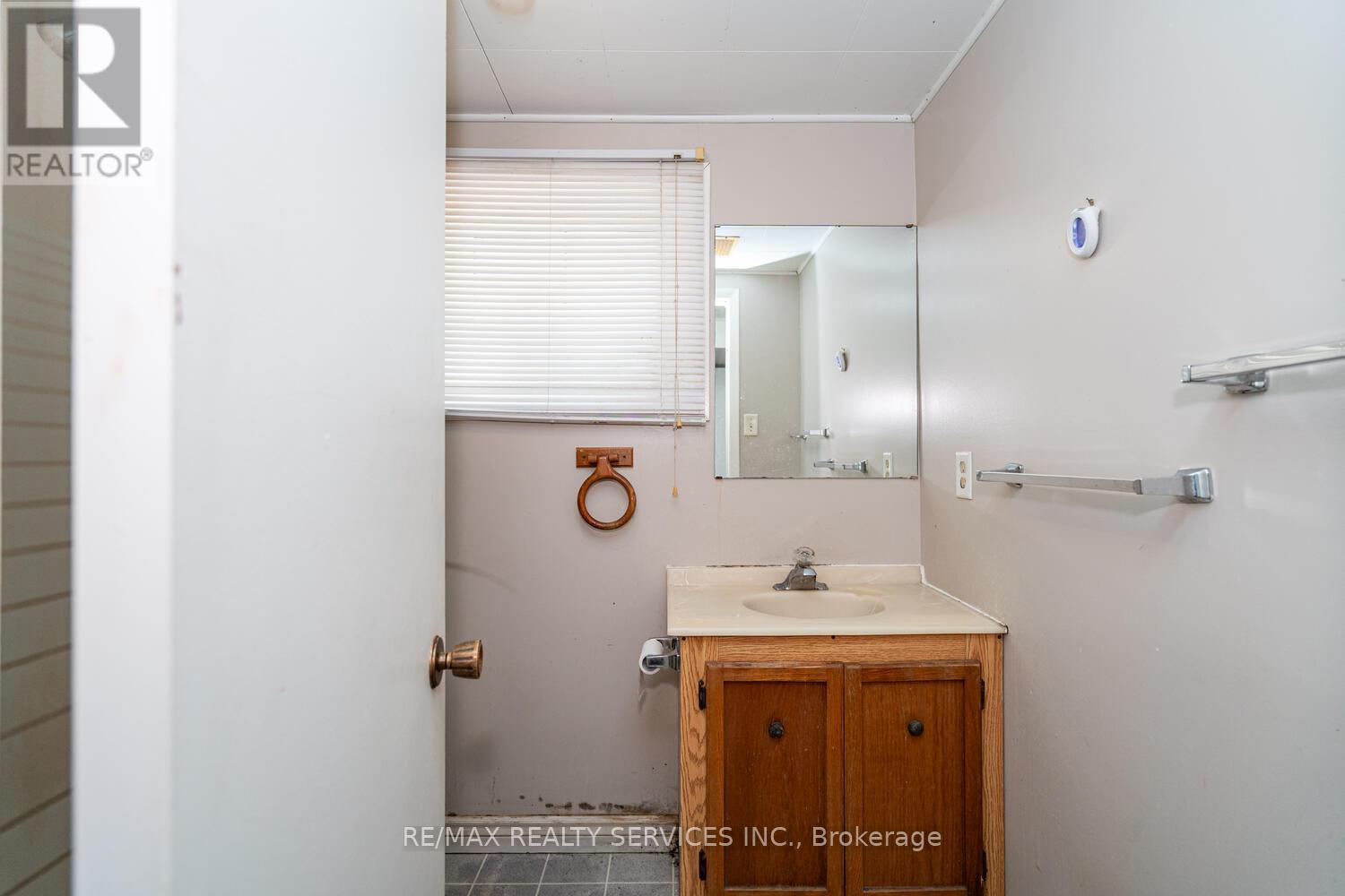 285 Thorncrest Drive, Waterloo, Ontario  N2L 4L2 - Photo 37 - X13467464