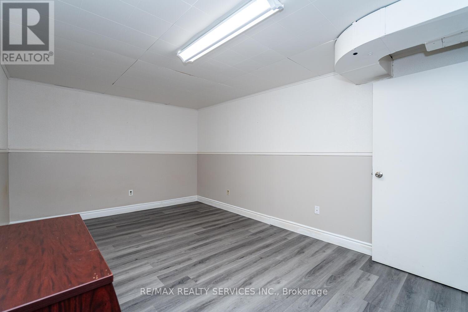 285 Thorncrest Drive, Waterloo, Ontario  N2L 4L2 - Photo 39 - X13467464