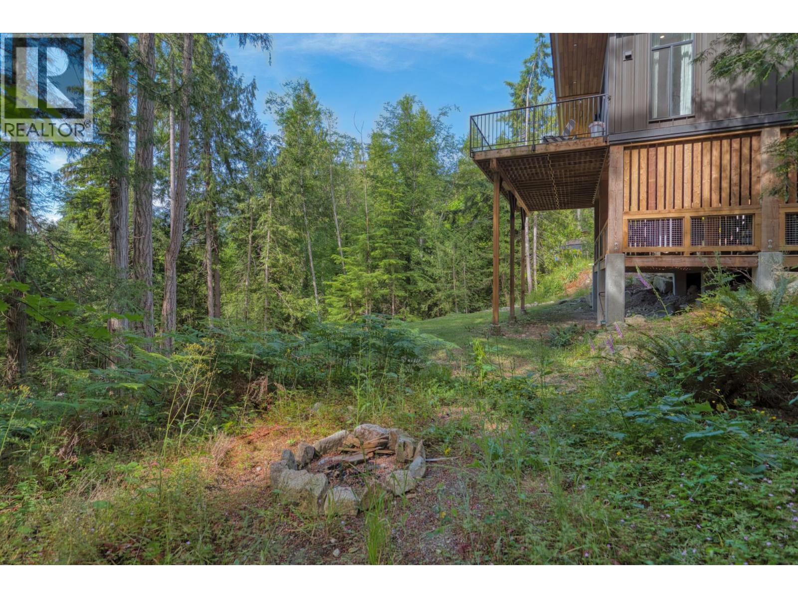 5792 Tillicum Bay Road, Sechelt, British Columbia  V7Z 0C7 - Photo 26 - R3137808