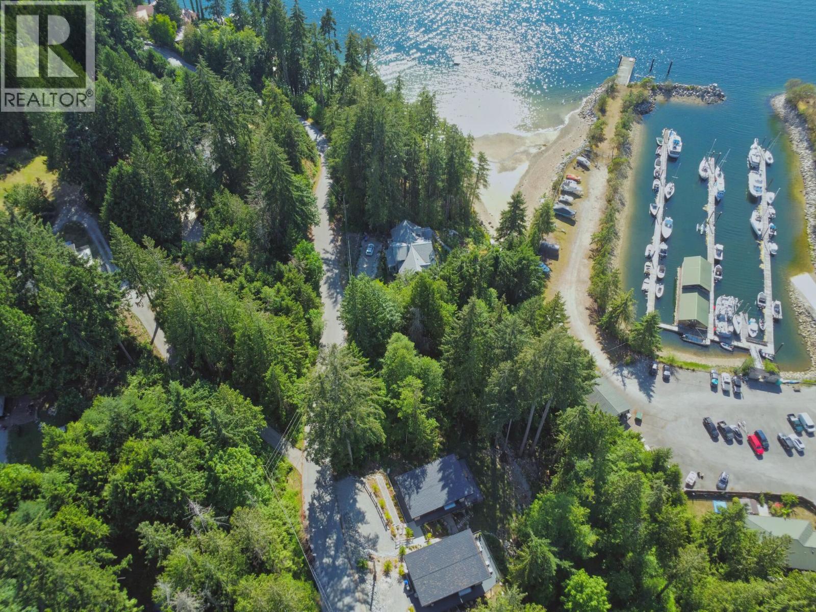 5792 Tillicum Bay Road, Sechelt, British Columbia  V7Z 0C7 - Photo 34 - R3137808