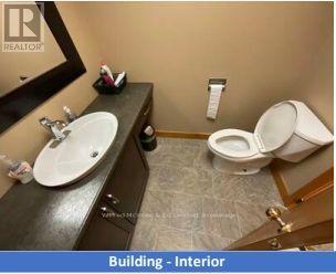 325 10th Street, Hanover, Ontario N4N 1P1 - Photo 12 - X13467560