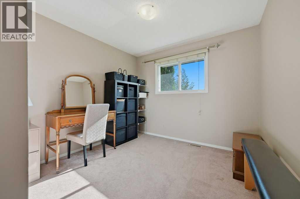 7115 Huntercrest Road NW, Calgary, Alberta  T2K 4J9 - Photo 12 - A2317206