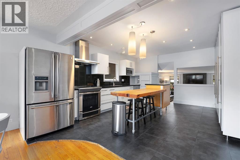 2811 25 Street SW, Calgary, Alberta  T3E 1Y1 - Photo 7 - A2322097