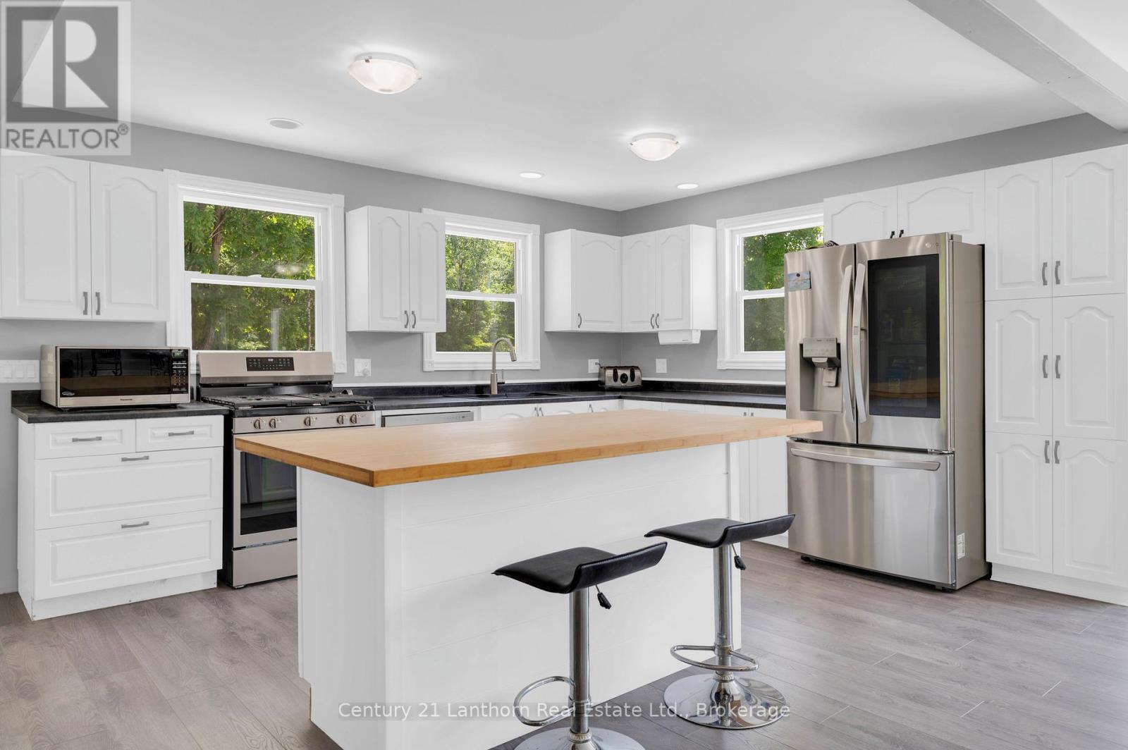 932 Hunt Club Road, Madoc, Ontario  K0K 2K0 - Photo 11 - X13467584