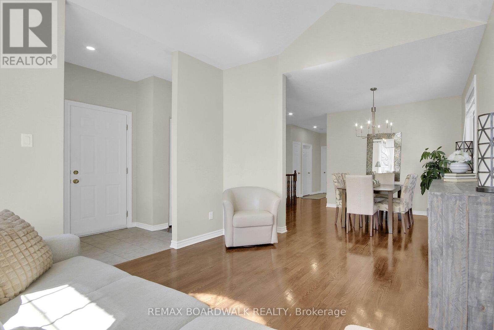 48 Maricona Way, Ottawa, Ontario K2T 1H2 - Photo 9 - X13467674