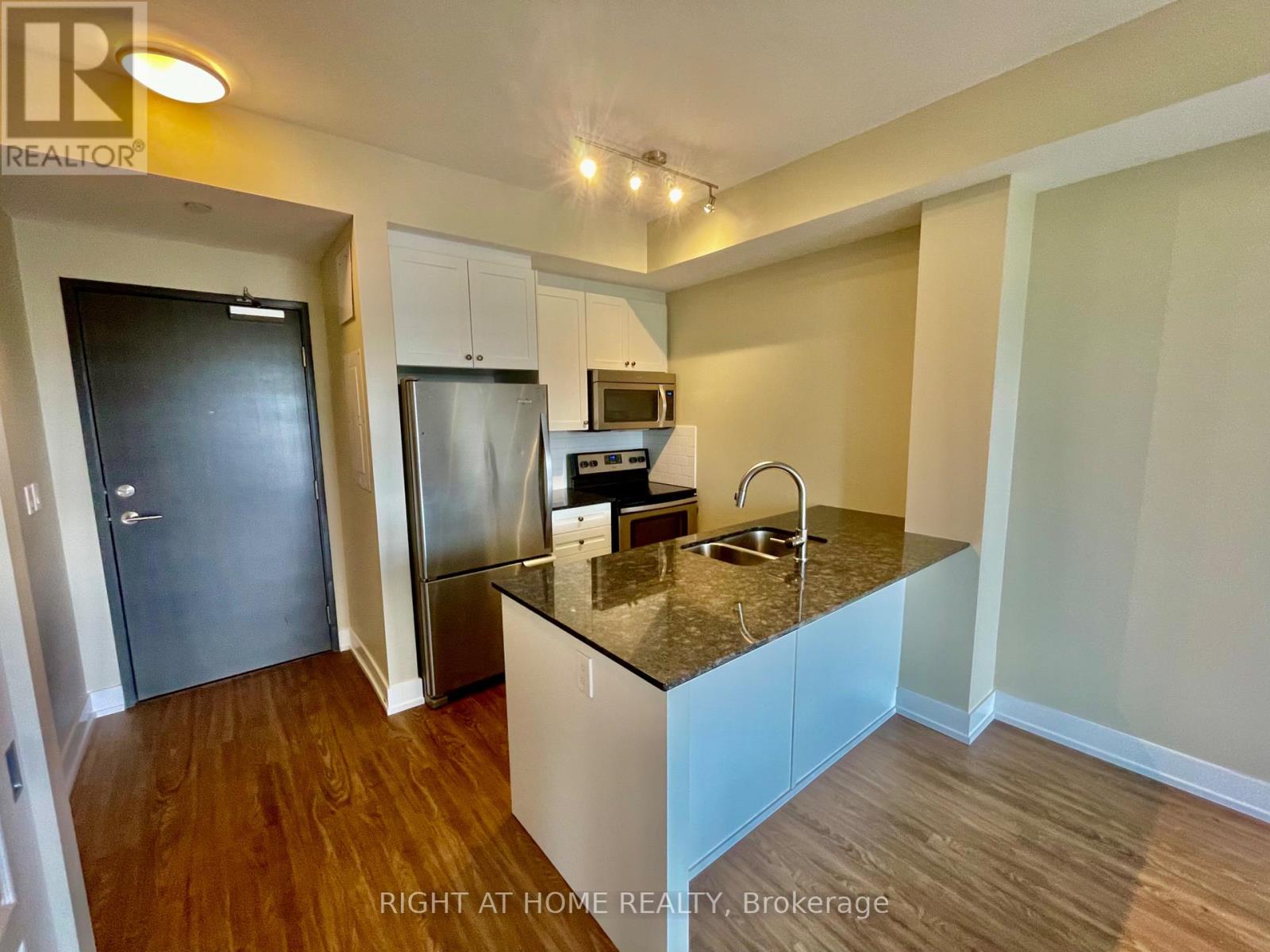 708 - 118 Holmwood Avenue, Ottawa, Ontario K1S 5J5 - Photo 6 - X13465728
