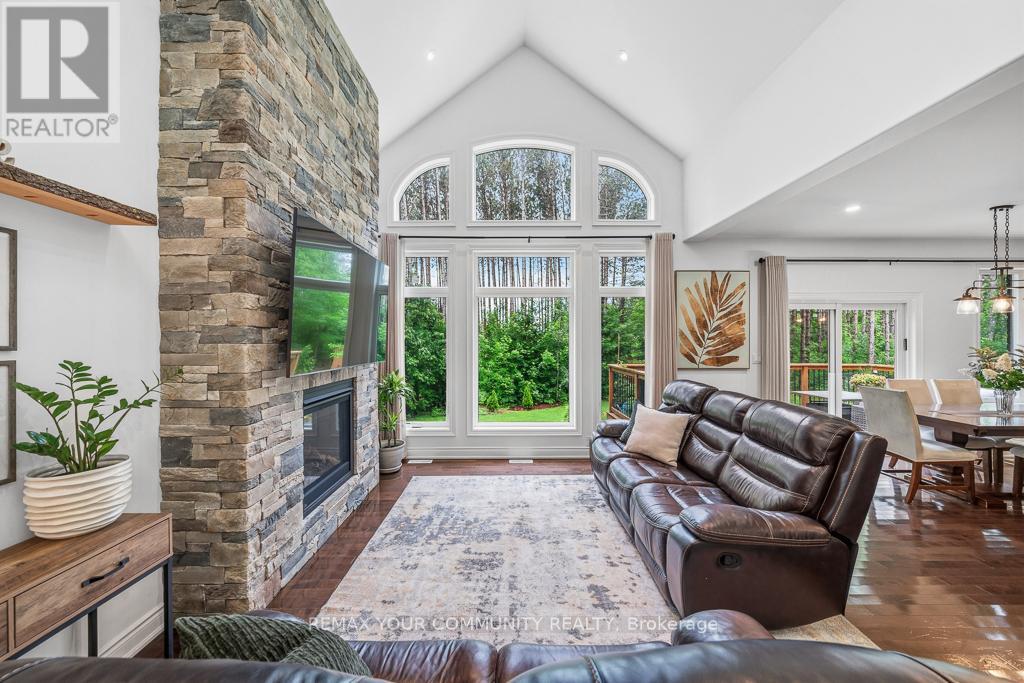 38 Windermere Circle, Tay, Ontario  L4R 0C3 - Photo 13 - S12889472