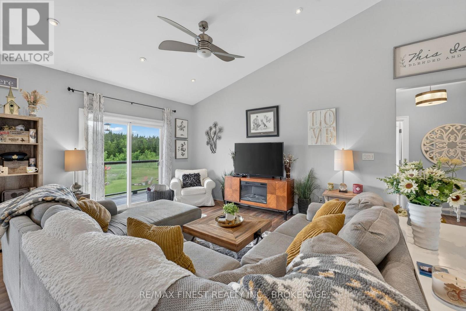 689 Glennelm Road, Greater Napanee, Ontario  K0K 2W0 - Photo 6 - X13467662
