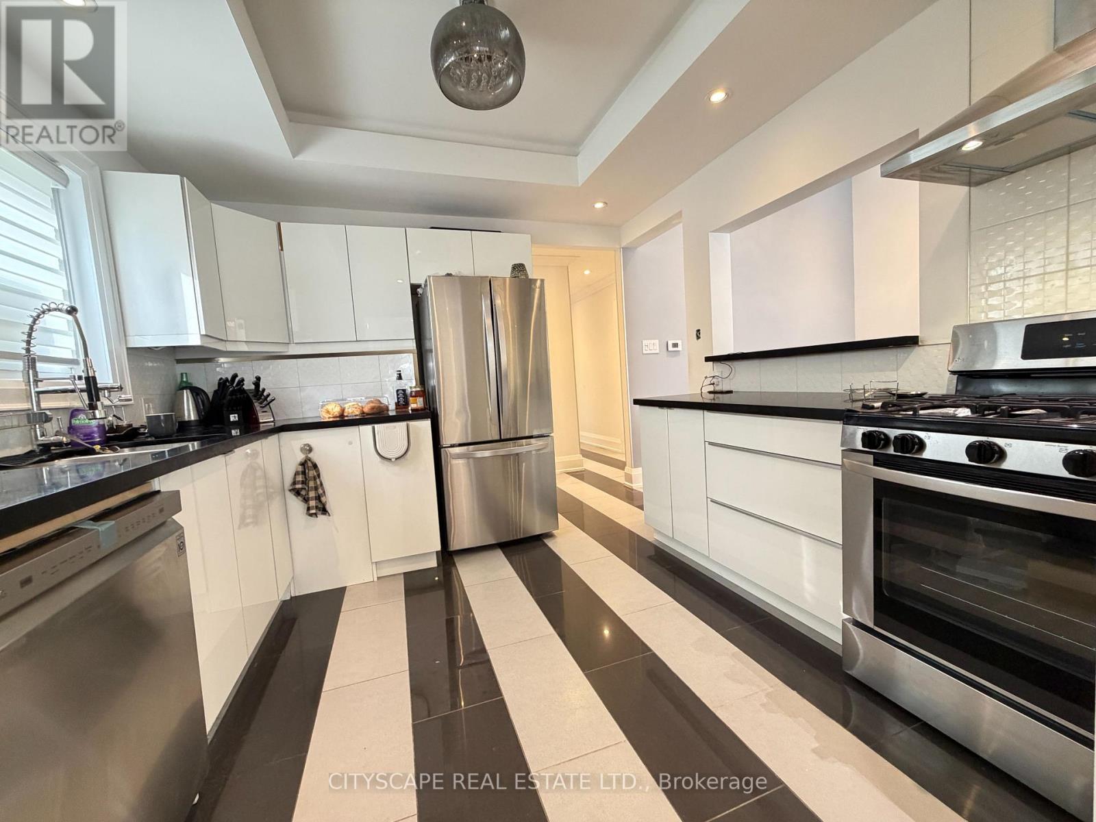Upper - 135 Bonham Boulevard, Mississauga, Ontario  L5M 1C8 - Photo 19 - W13462010