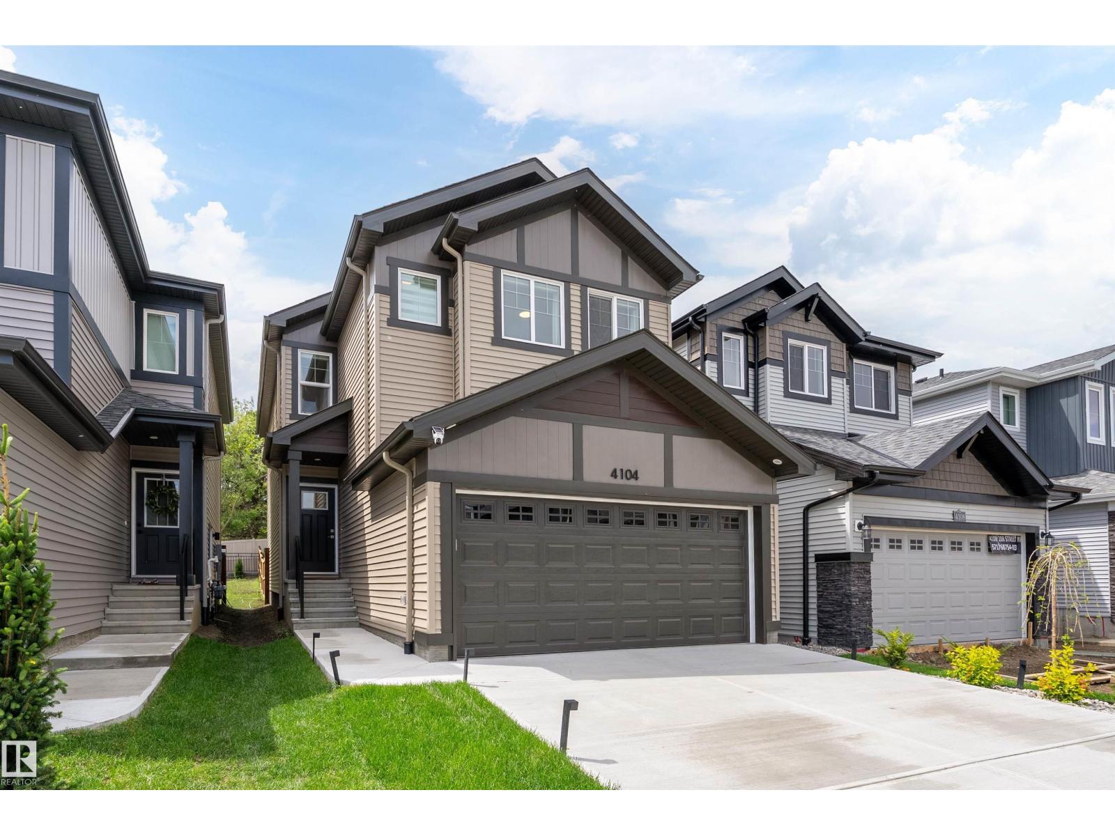 4104 208 ST NW NW, Edmonton, Alberta