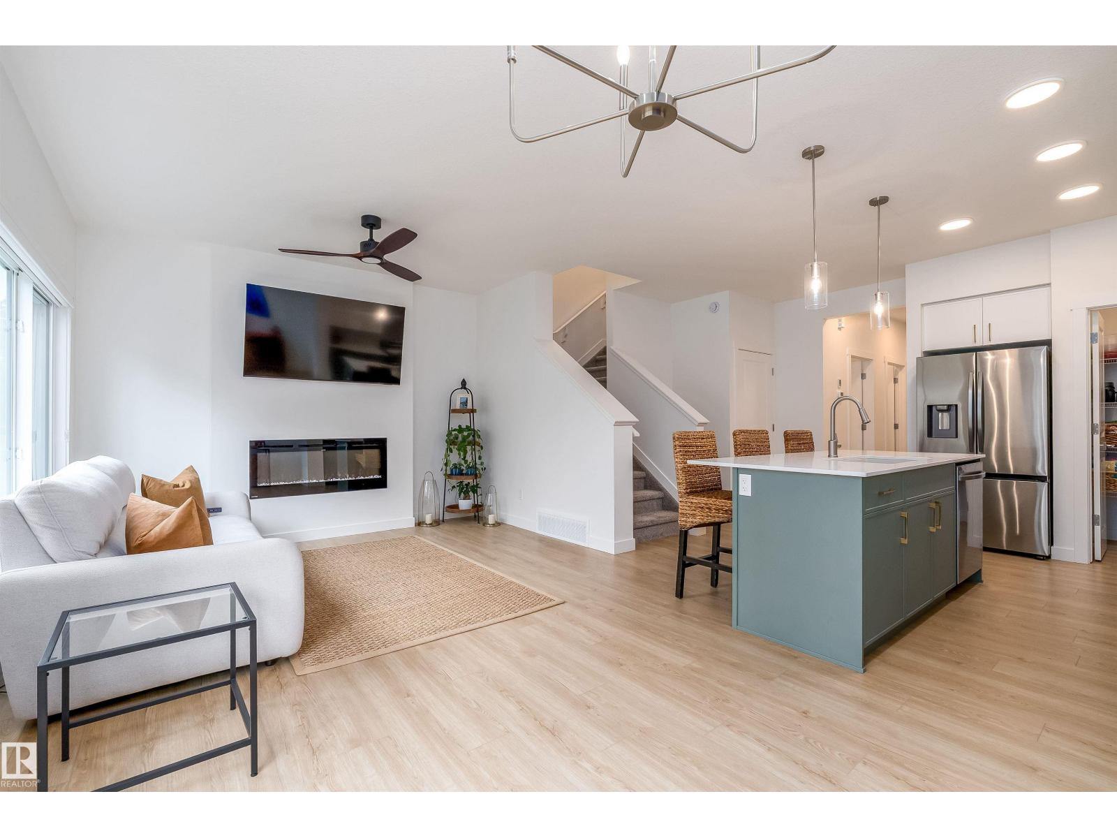 4104 208 St NW NW, Edmonton, Alberta  T6M 3E4 - Photo 4 - E4494072
