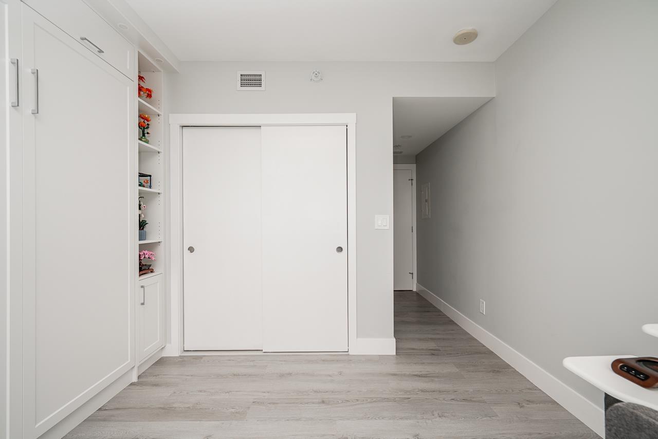 203 15152 Russell Avenue, White Rock, British Columbia  V4B 0A3 - Photo 26 - R3137773