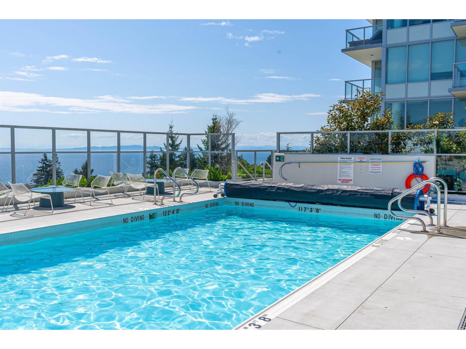 203 15152 Russell Avenue, White Rock, British Columbia  V4B 0A3 - Photo 33 - R3137773