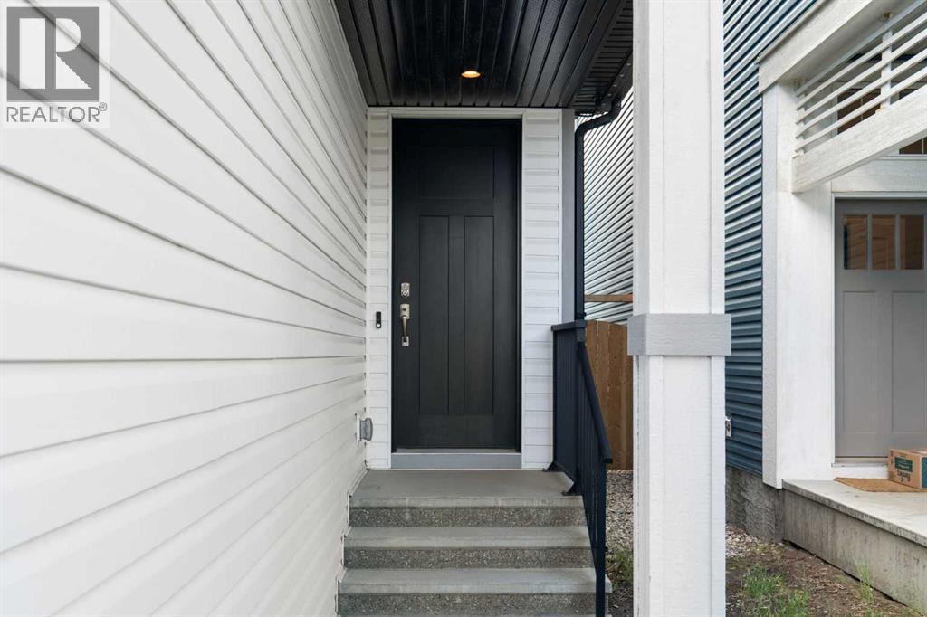 26 Seton Manor SE, Calgary, Alberta  T3M 2V8 - Photo 2 - A2321731