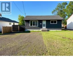 17 Velva AVE, THUNDER BAY, Ontario