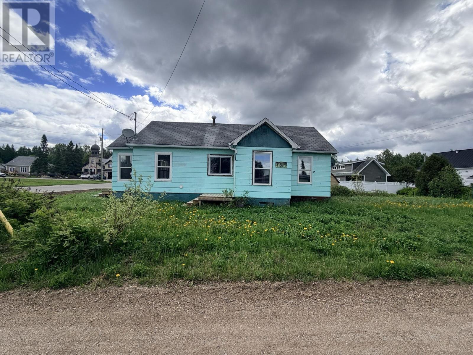 107 Beamish Ave E, Geraldton, Ontario  P0T 1M0 - Photo 2 - TB2601600