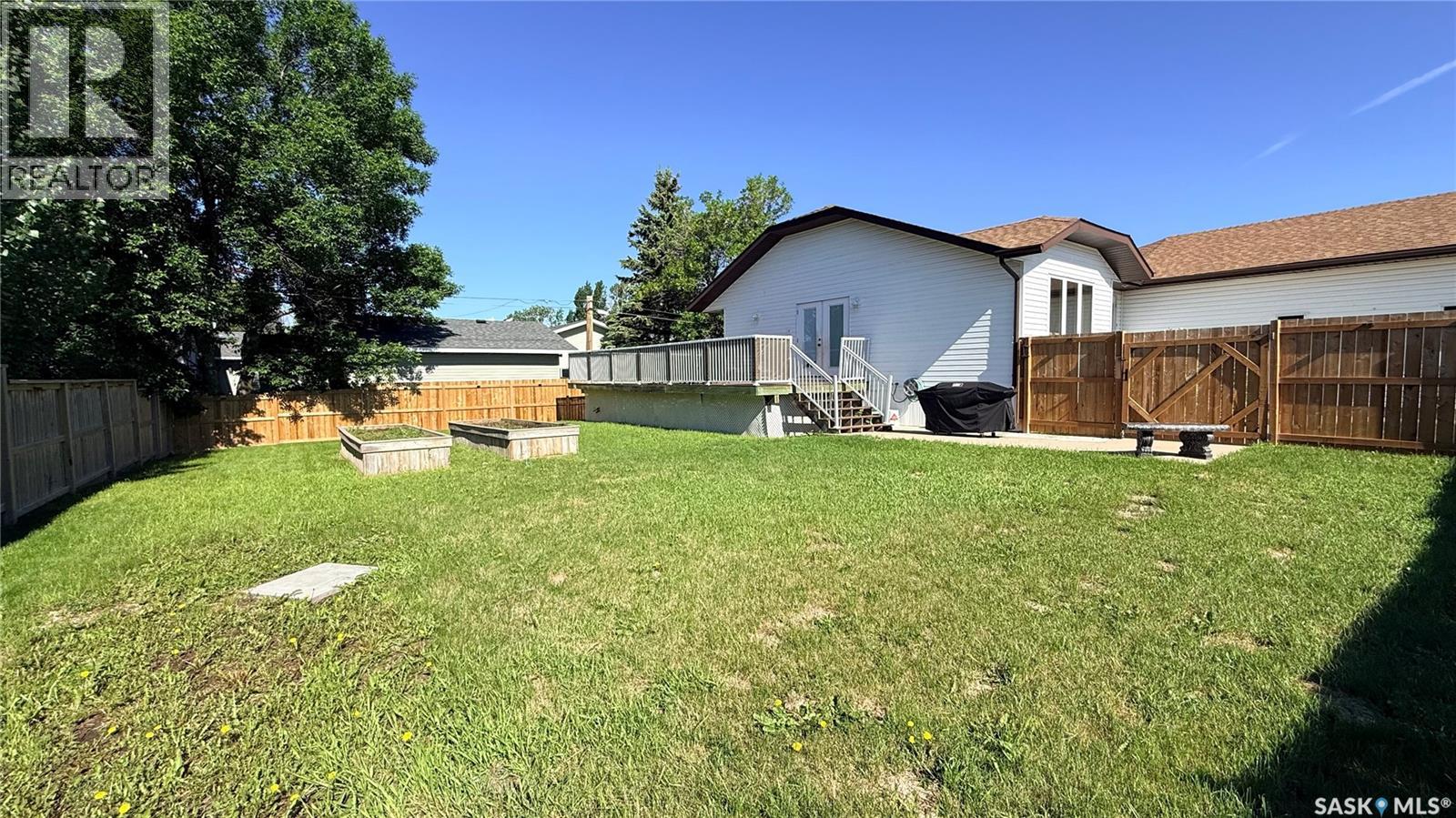 304 Archibald Street, Midale, Saskatchewan  S0C 1S0 - Photo 41 - SK039757
