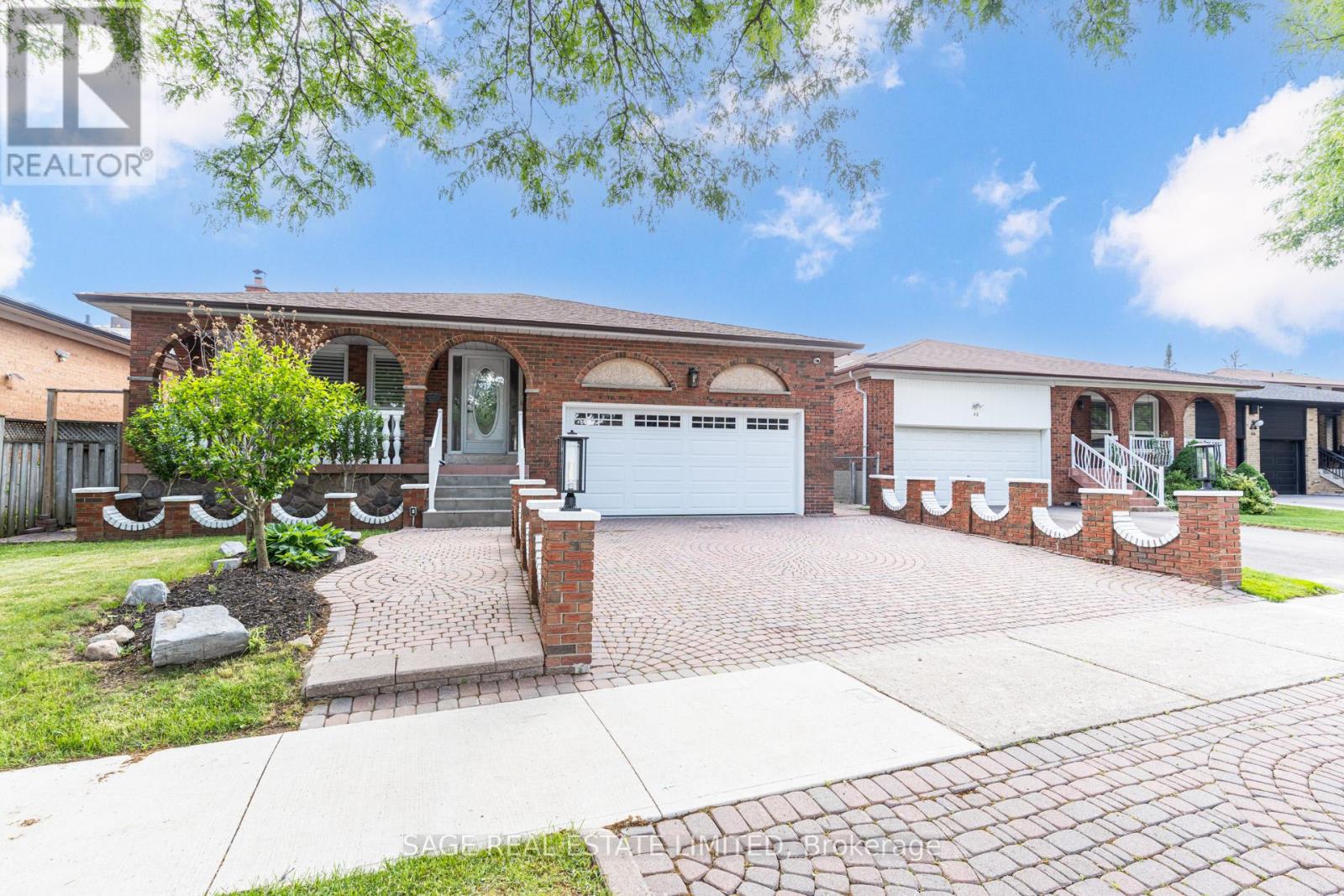 40 Beamsville Drive, Toronto, Ontario  M1T 3S2 - Photo 2 - E13467558