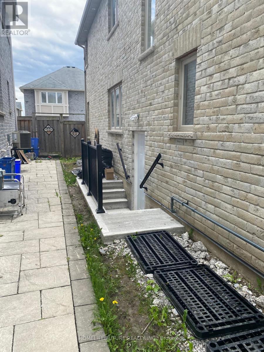 BSMT - 7 MCHUGH ROAD, Ajax (Northeast Ajax)