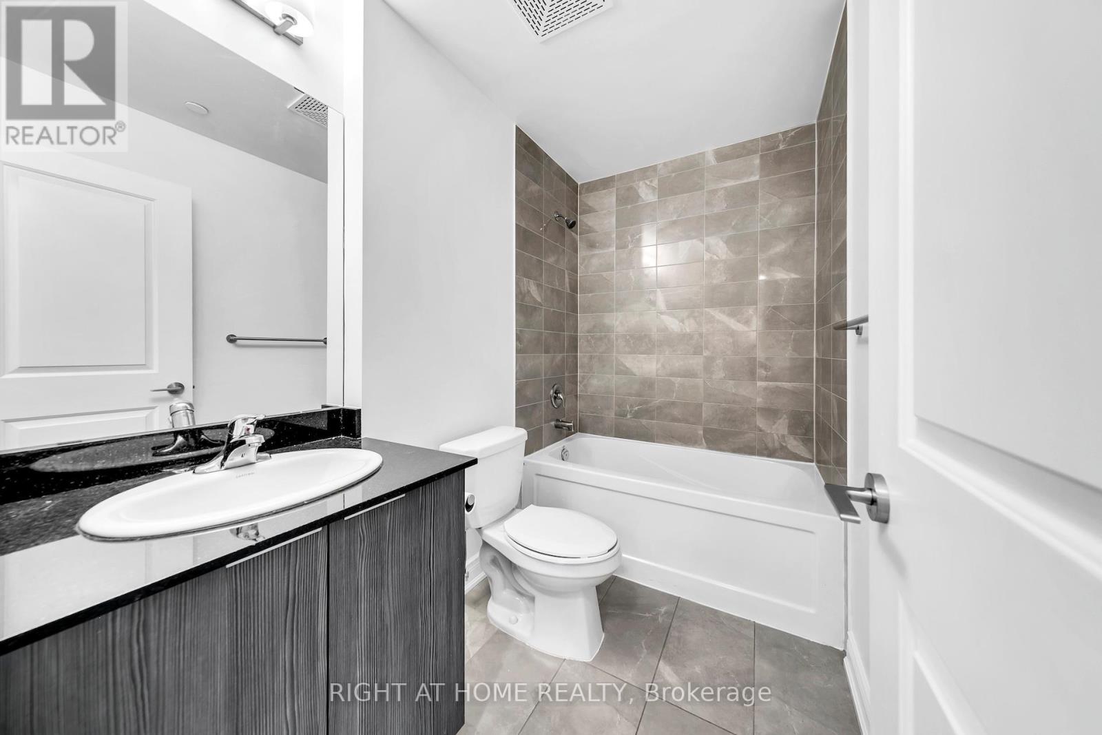 316 - 86 Woodbridge Avenue, Vaughan, Ontario  L4L 0E4 - Photo 21 - N13467628