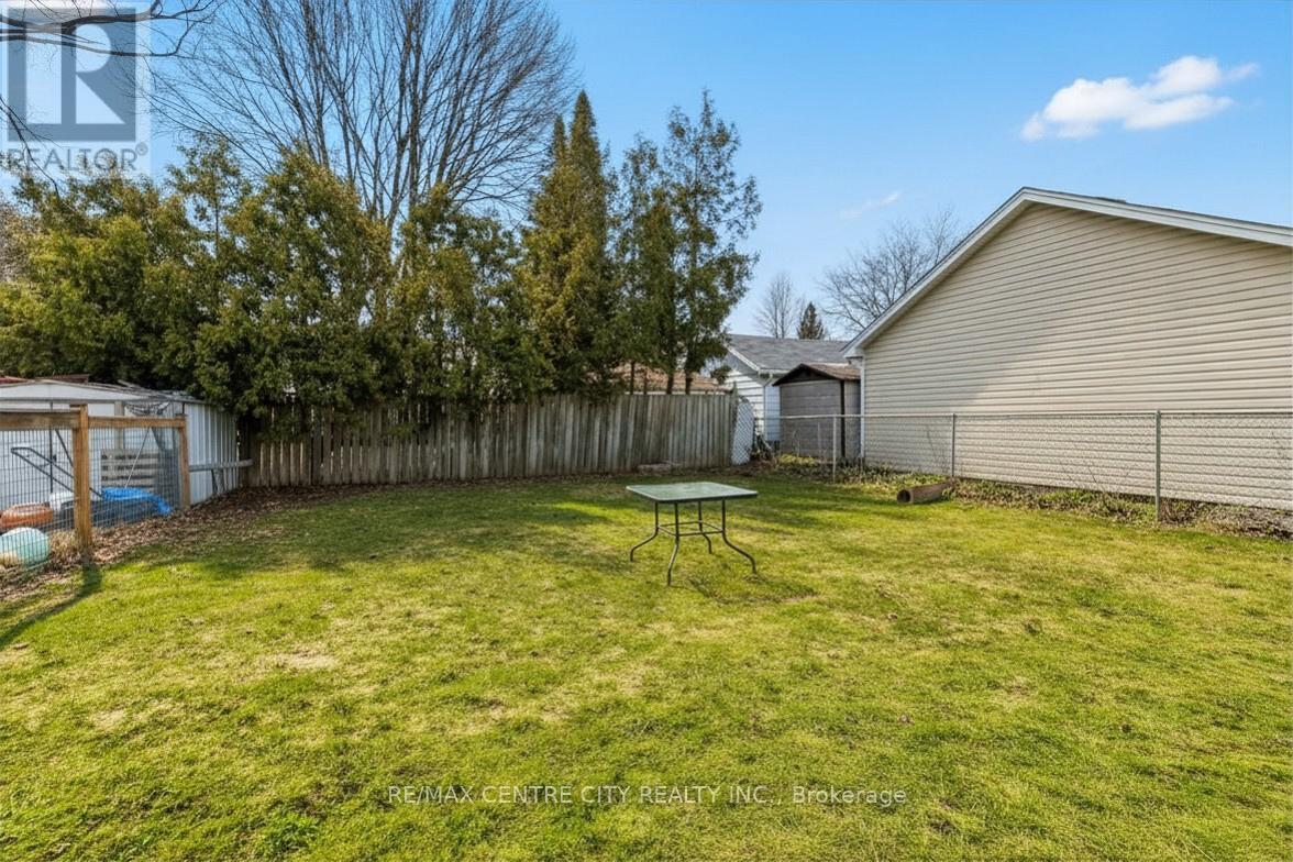 92 Forest Avenue, St. Thomas, Ontario  N5R 2J5 - Photo 31 - X13467744