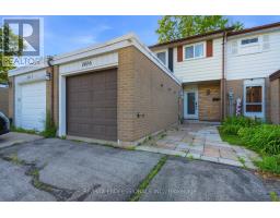 6 - 141 RIPLEY COURT, Oakville, Ontario