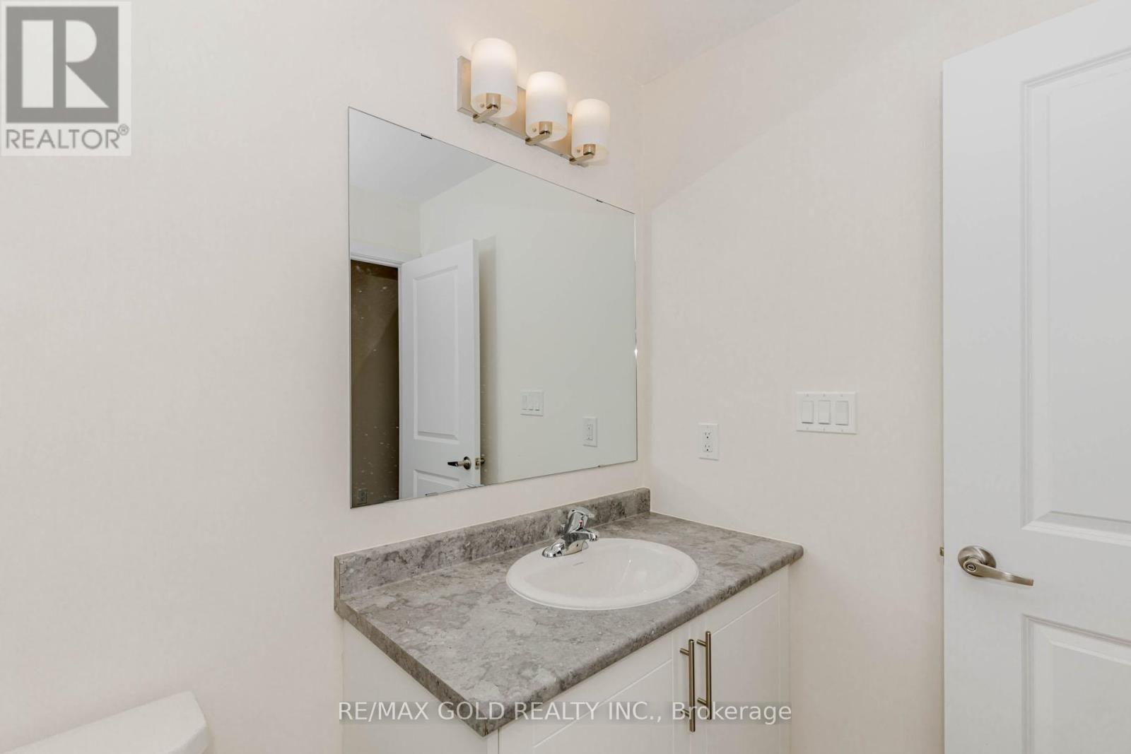 3118 Perkins Way N, Oakville, Ontario  L6H 7Z5 - Photo 11 - W13467546