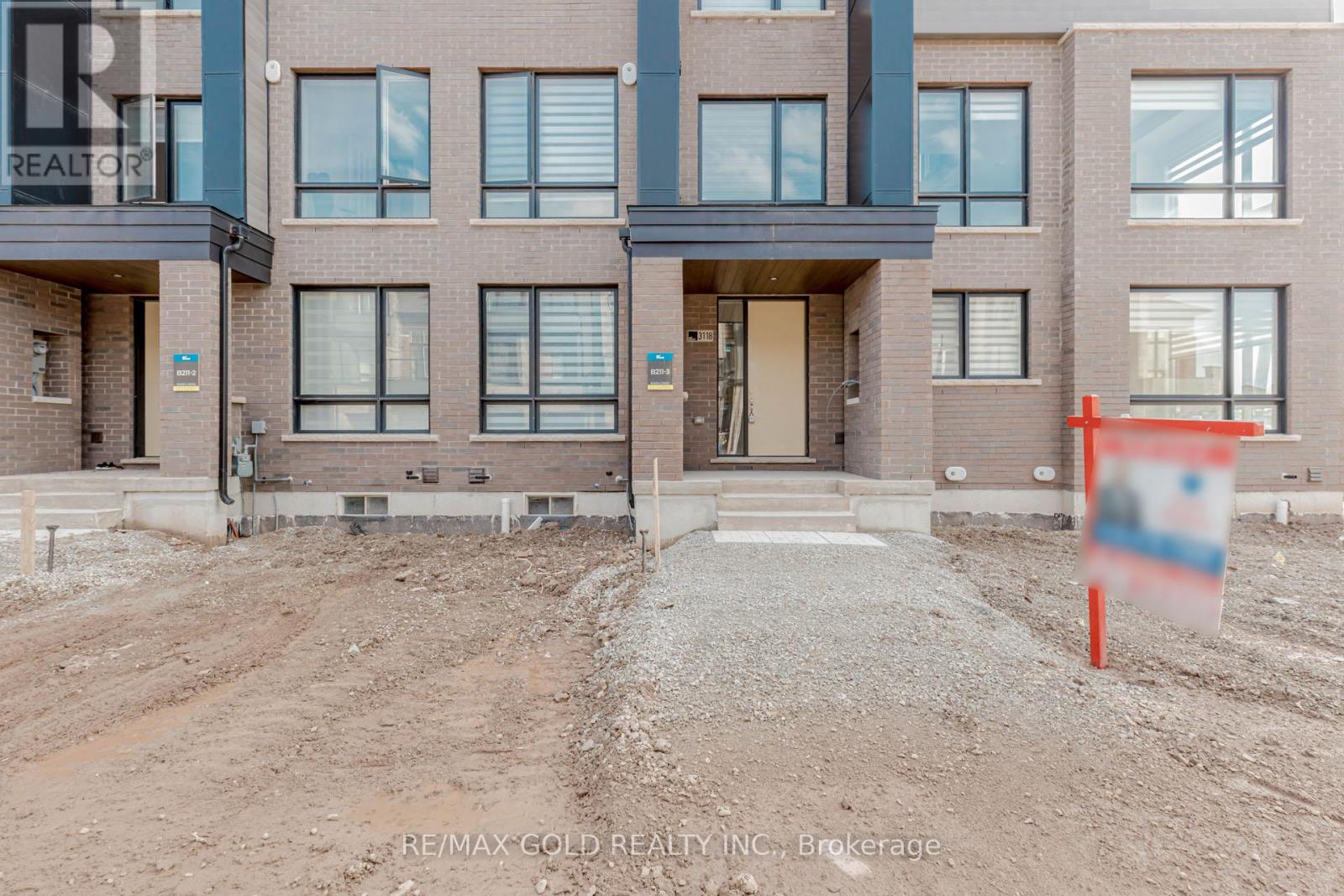3118 Perkins Way N, Oakville, Ontario  L6H 7Z5 - Photo 2 - W13467546