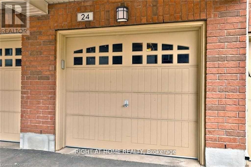 301 - 263 Georgian Drive, Oakville, Ontario  L6H 0L2 - Photo 28 - W13467602