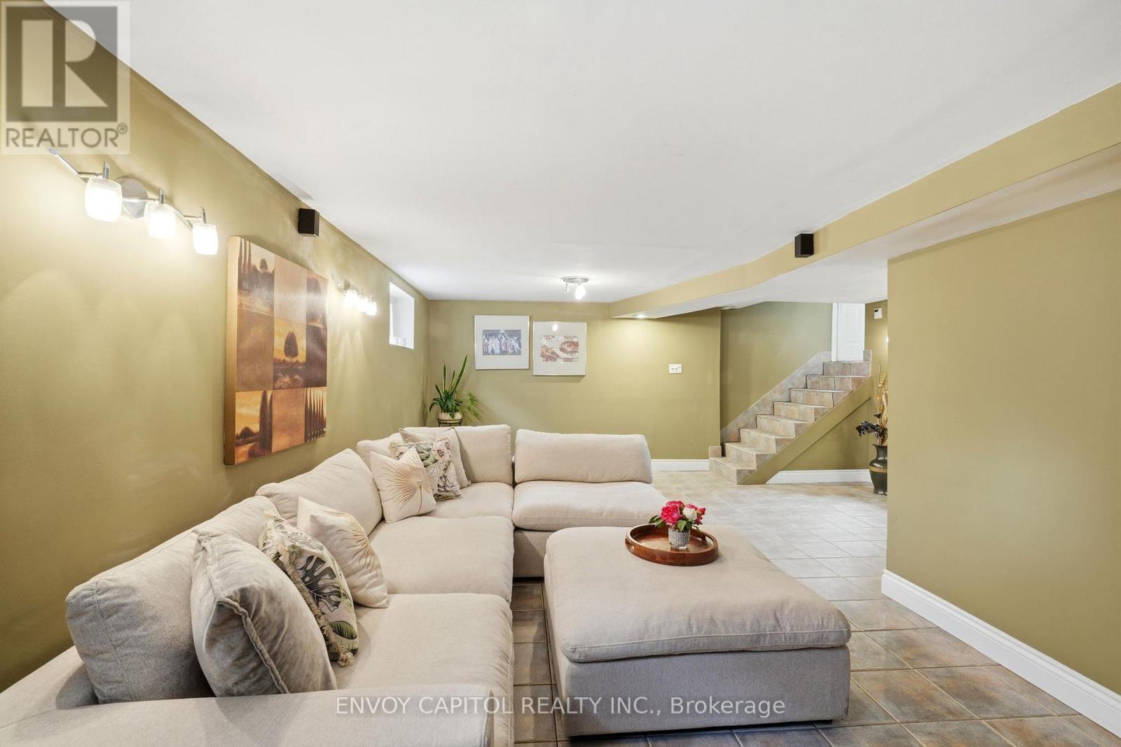 26 Deevale Road, Toronto, Ontario  M3M 1Z3 - Photo 25 - W13467680