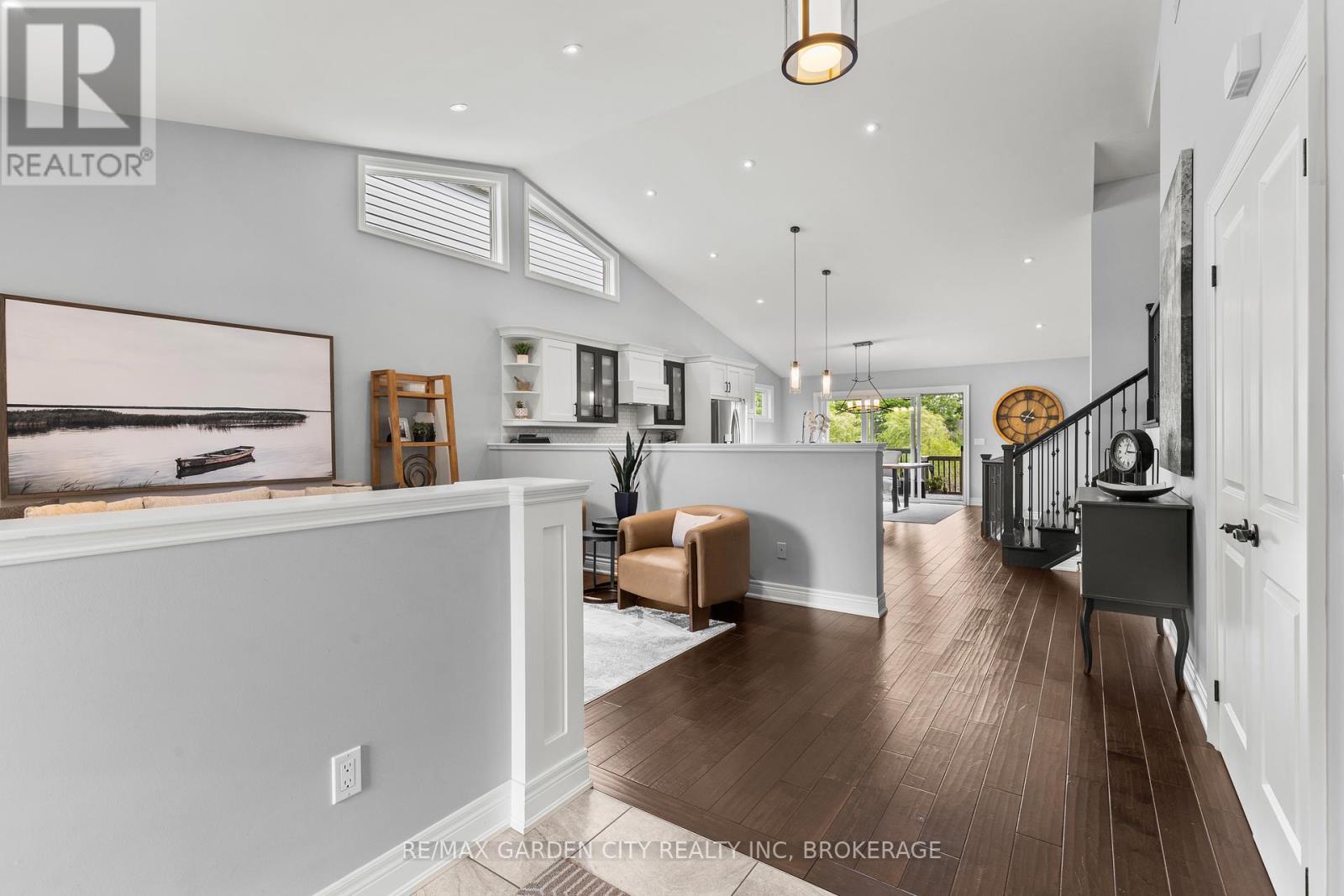 9458 Hendershot Boulevard, Niagara Falls, Ontario  L2H 0G1 - Photo 8 - X13467844