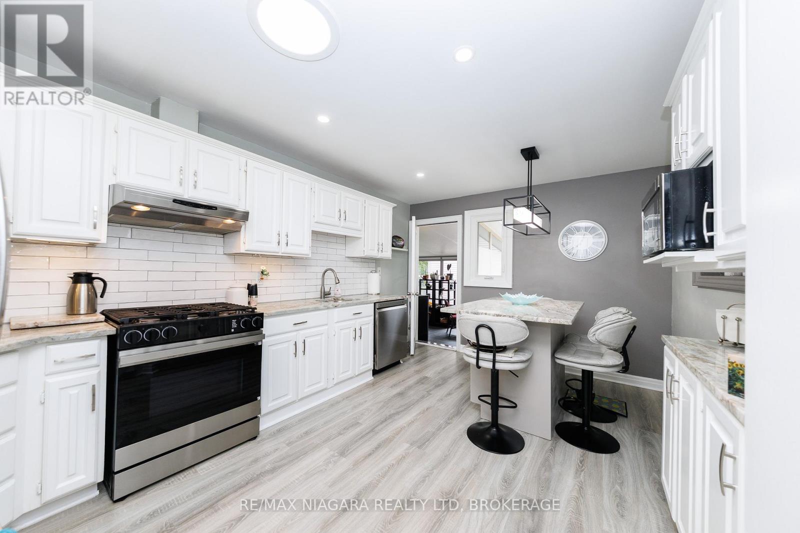 3786 Northwood Drive, Niagara Falls, Ontario  L2H 2Y5 - Photo 21 - X13467892