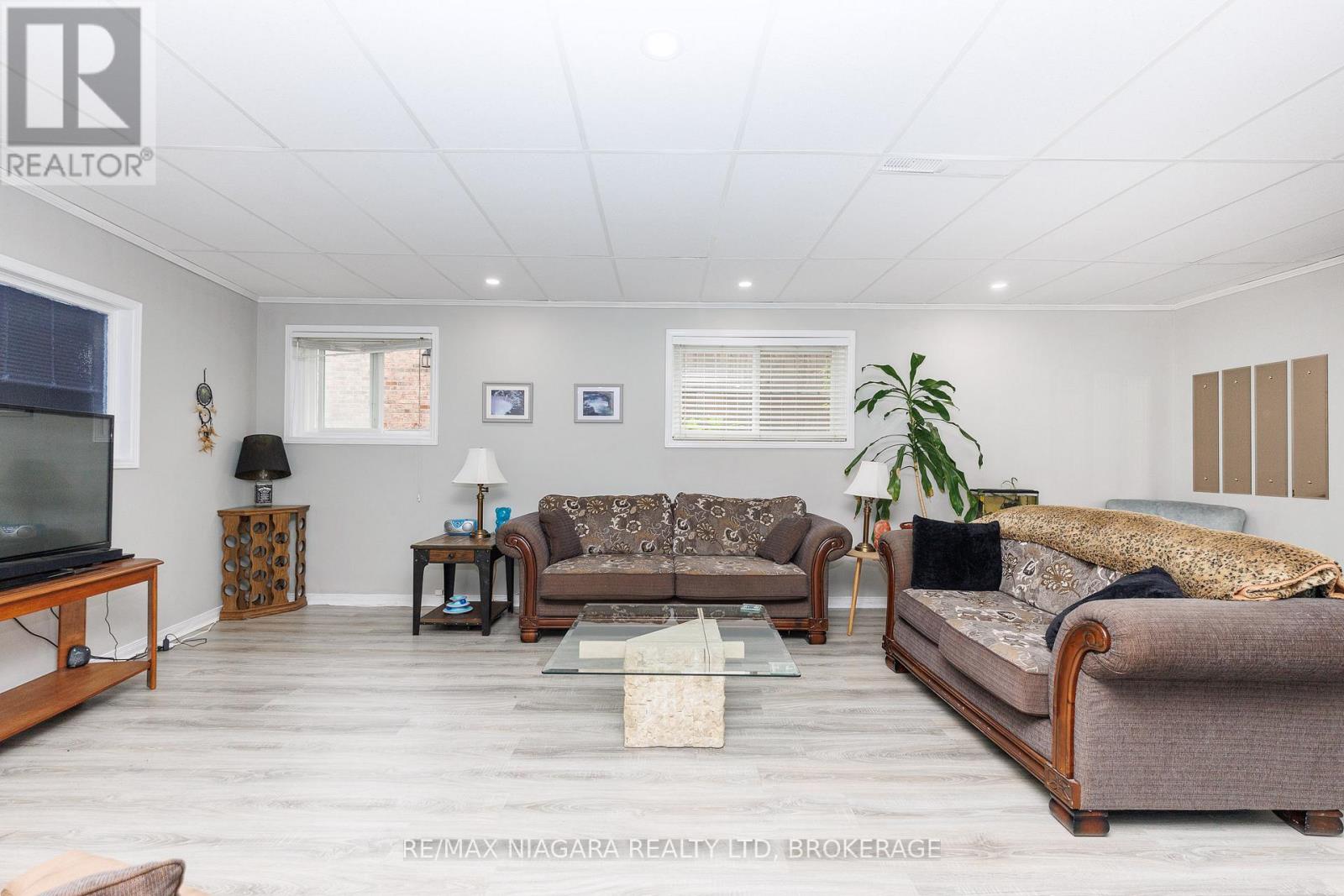 3786 Northwood Drive, Niagara Falls, Ontario  L2H 2Y5 - Photo 35 - X13467892