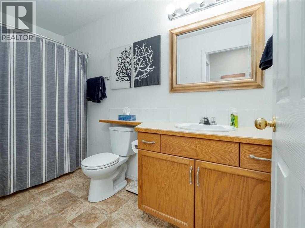 33 Peigan Court W, Lethbridge, Alberta  T1K 6J4 - Photo 15 - A2319978