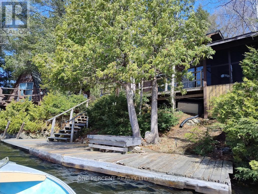 24 Island A Camp Lake Island, Lake Of Bays, Ontario  P0A 1H0 - Photo 3 - X13467652