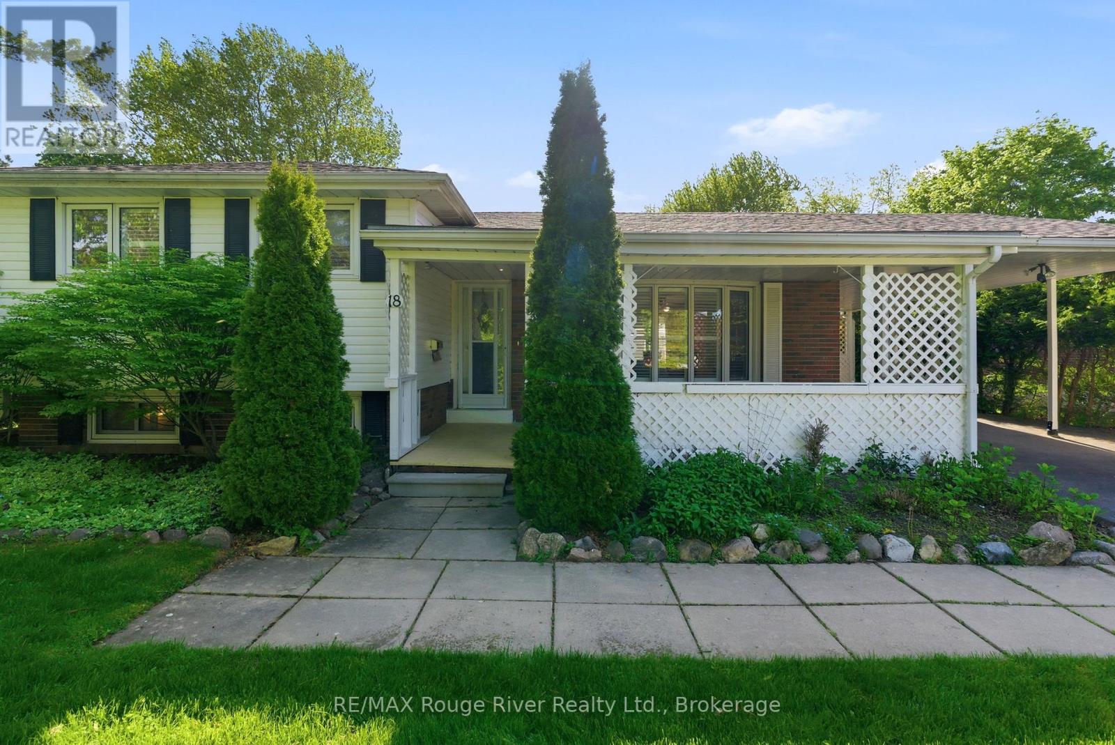 18 Strathy Road, Ajax, Ontario  L1S 2V1 - Photo 2 - E13467724