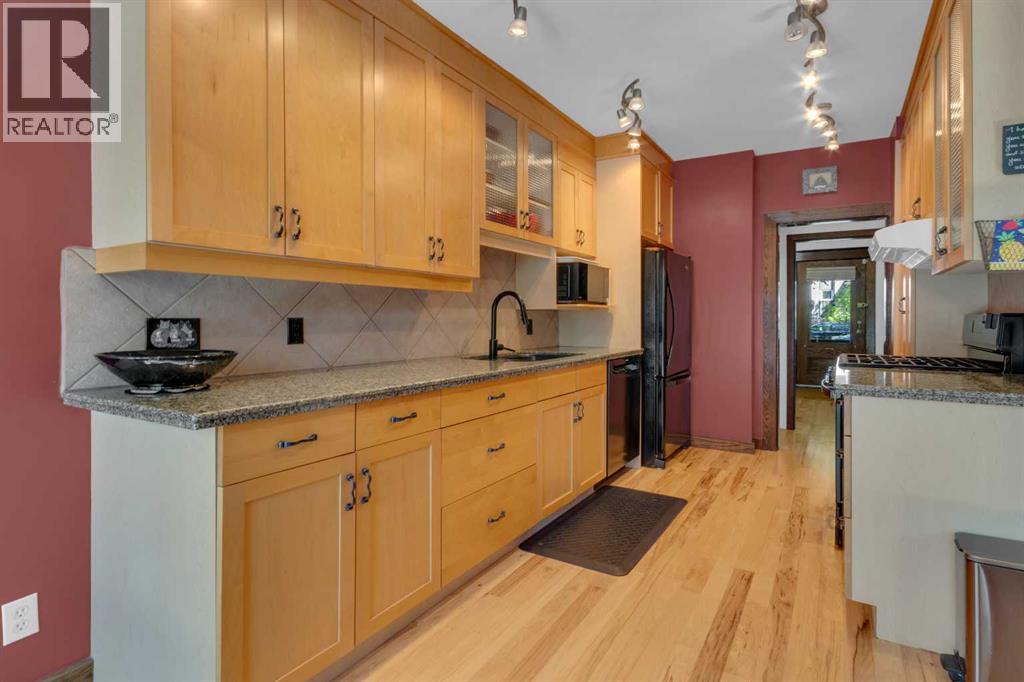 1733 13 Avenue SW, Calgary, Alberta  T3C 0V1 - Photo 9 - A2315212