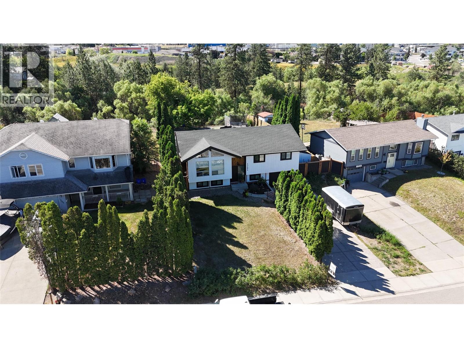 Listing image 42