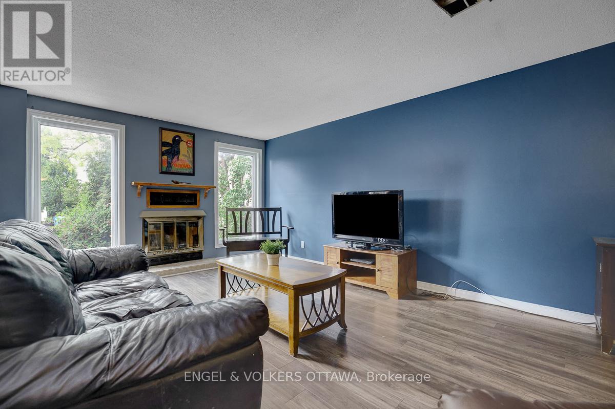 1844 Prestwick Drive, Ottawa, Ontario K1E 2T3 - Photo 9 - X13467838
