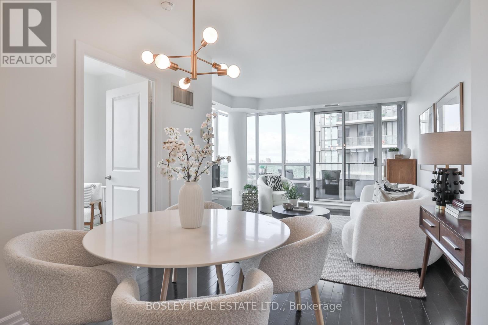 701 - 500 St Clair Avenue W, Toronto, Ontario  M6C 1A8 - Photo 23 - C13467808