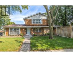 2 GABLEHURST CRESCENT, Toronto, Ontario