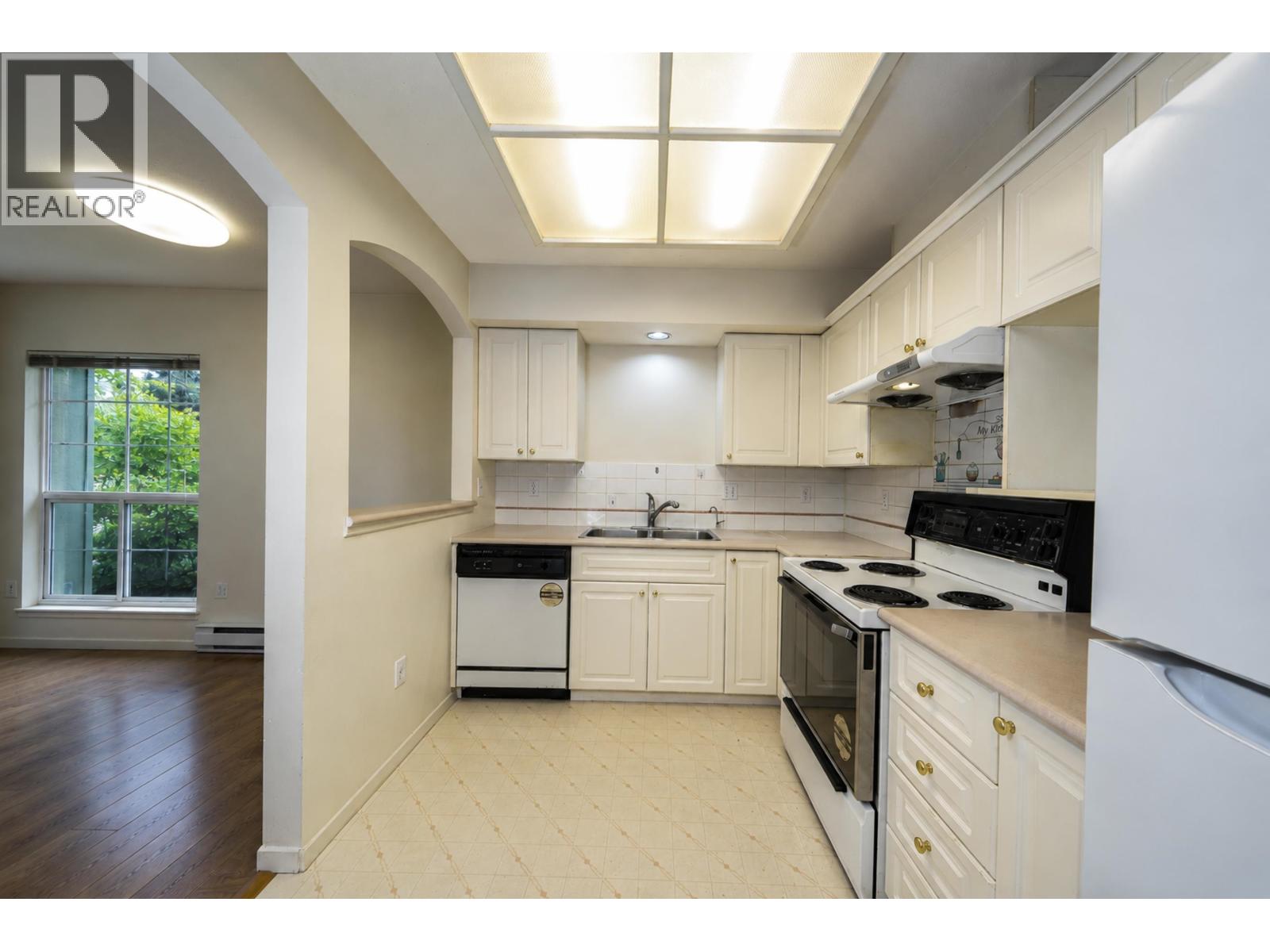 26 7175 17th Avenue, Burnaby, British Columbia  V3N 1K8 - Photo 11 - R3137553