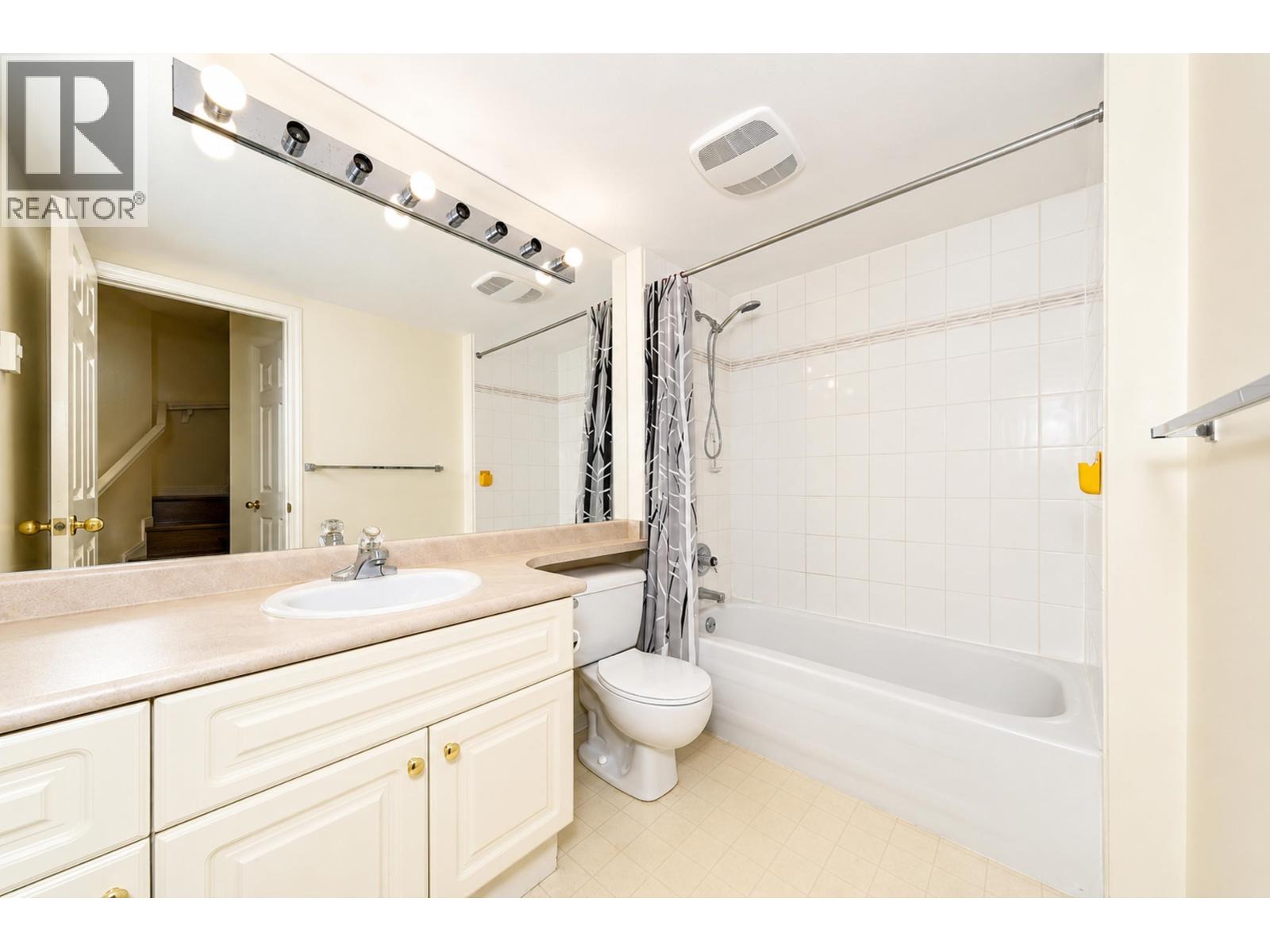 26 7175 17th Avenue, Burnaby, British Columbia  V3N 1K8 - Photo 18 - R3137553
