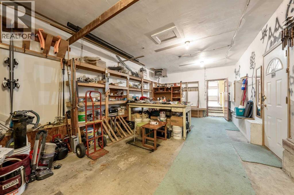 1811 Canberra Road Nw, Calgary, Alberta  T2L 0S3 - Photo 31 - A2321758