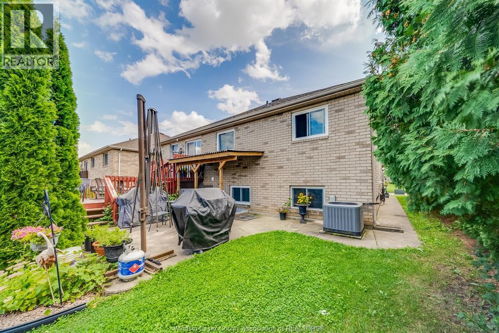1078 Imperial, Windsor, Ontario  N9G 2T4 - Photo 30 - 26014628