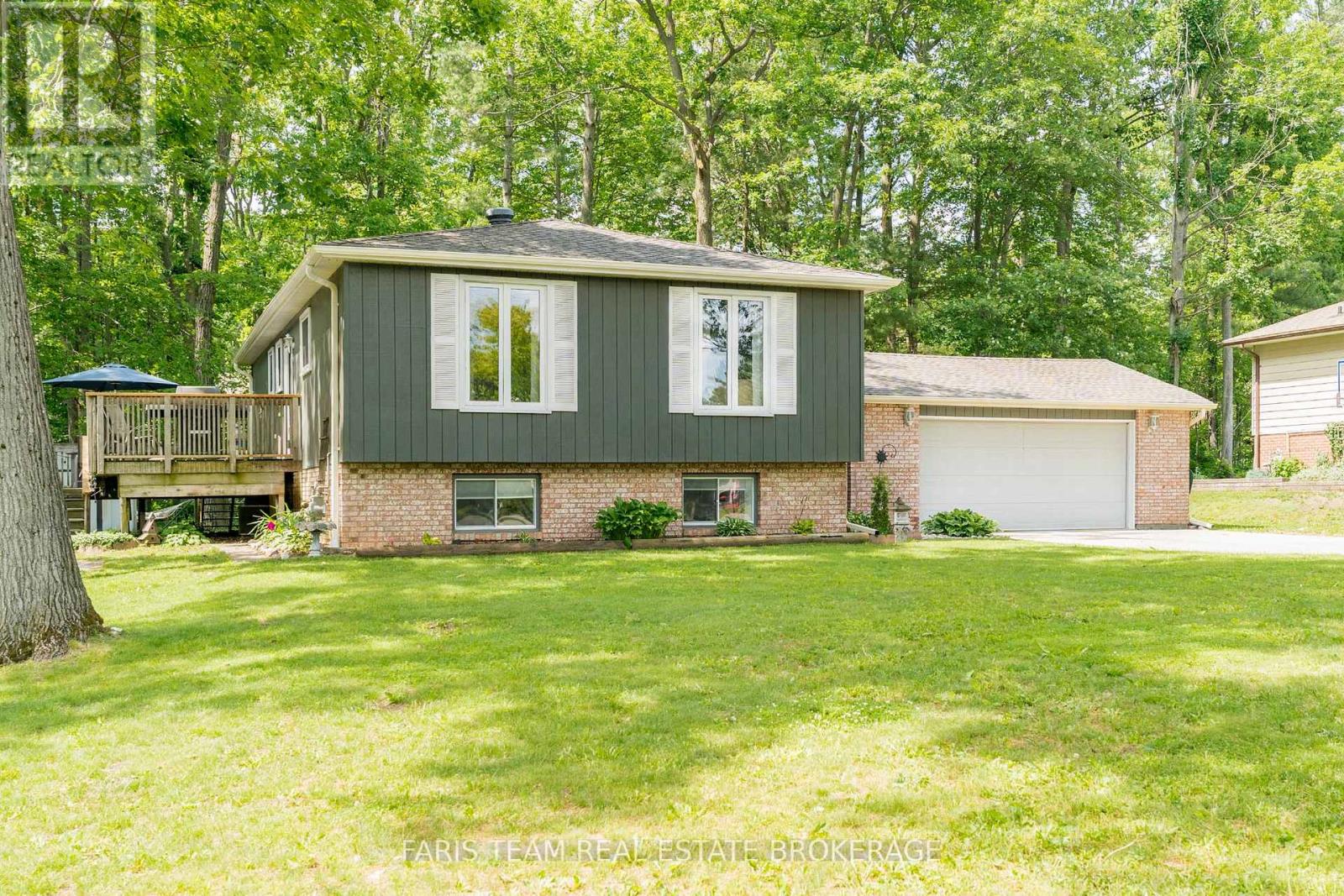 1202 SUNNIDALE ROAD, Springwater, Ontario