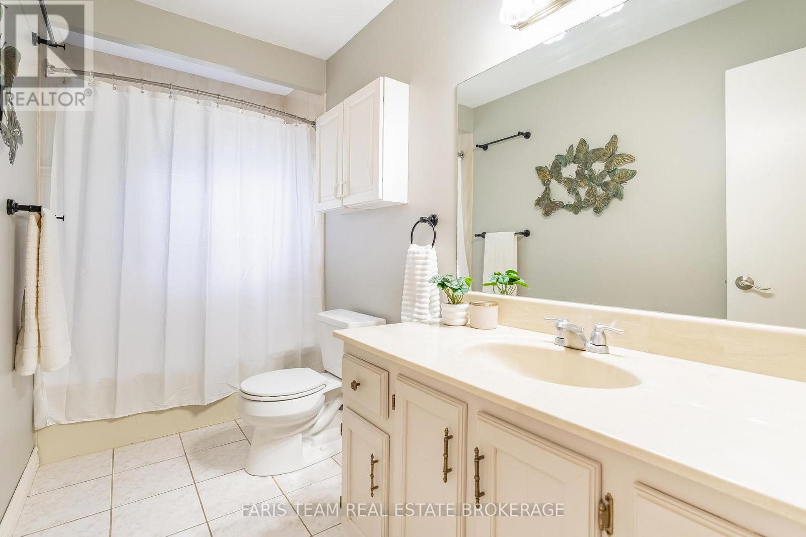 1202 Sunnidale Road, Springwater (Centre Vespra), Ontario  L4M 4S4 - Photo 20 - S13467772
